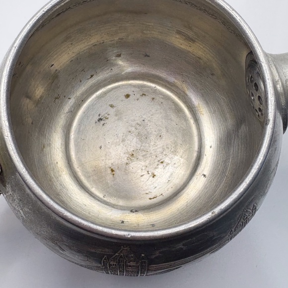 Silver Teapot with Black Handle 1951 Antique Aluminum - Picture 6 of 11